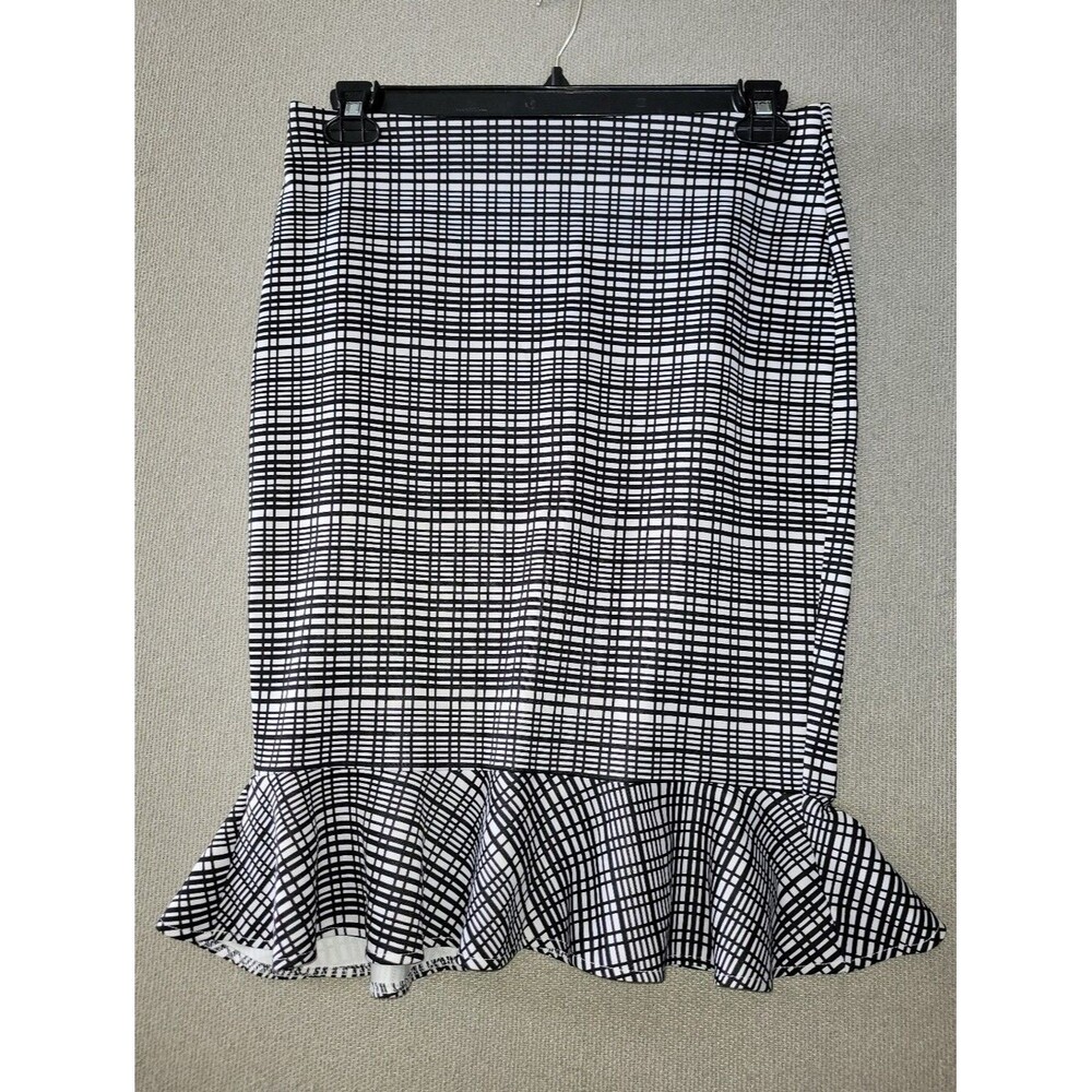 NYCC Size Medium Black & White Grid Pencil Skirt with Ruffle Hem